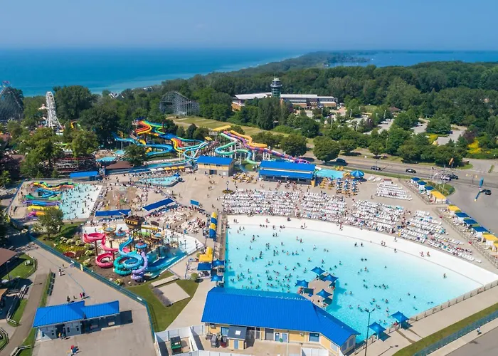 Hotel with view: Sheraton Erie Bayfront Hotel